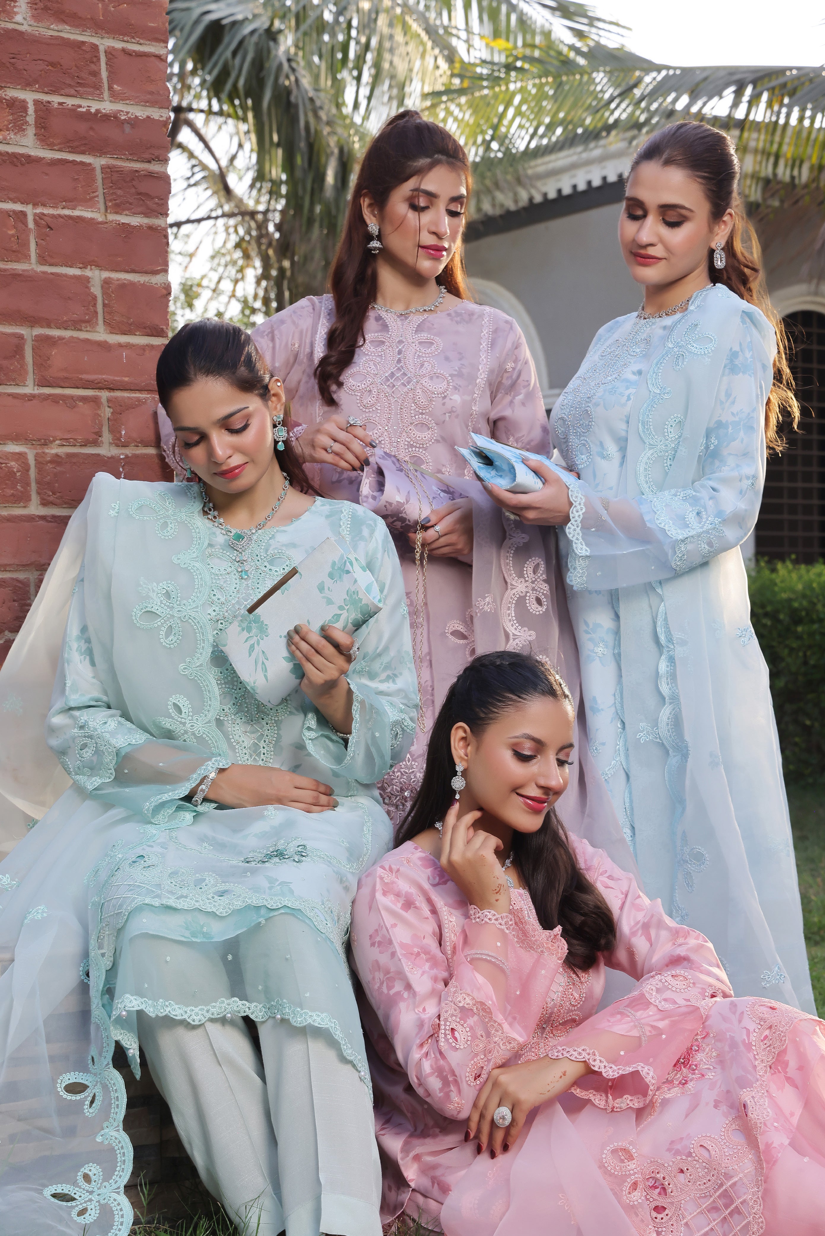 Shop rimsha with Dressline Fabric