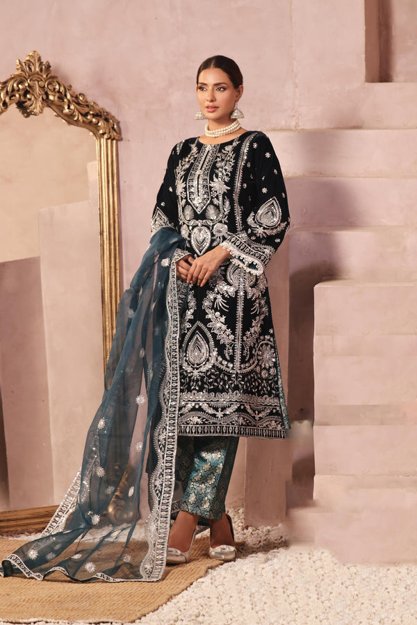 Unstitched 3 PC Embroidered Luxury Velvet Collection