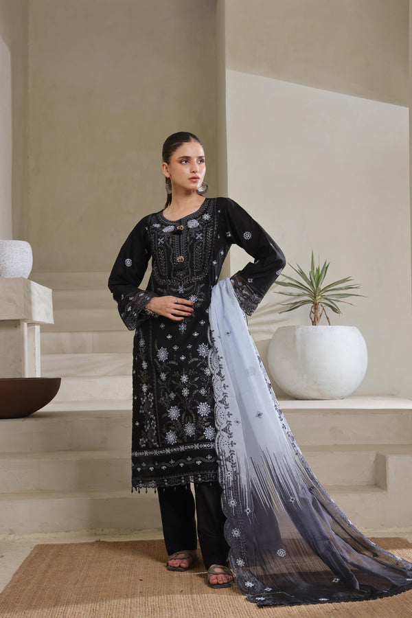 QAVAL – Luxury Chiken-Kari Lawn with Embellishments, Boring Work & Bana Dora Embroidery